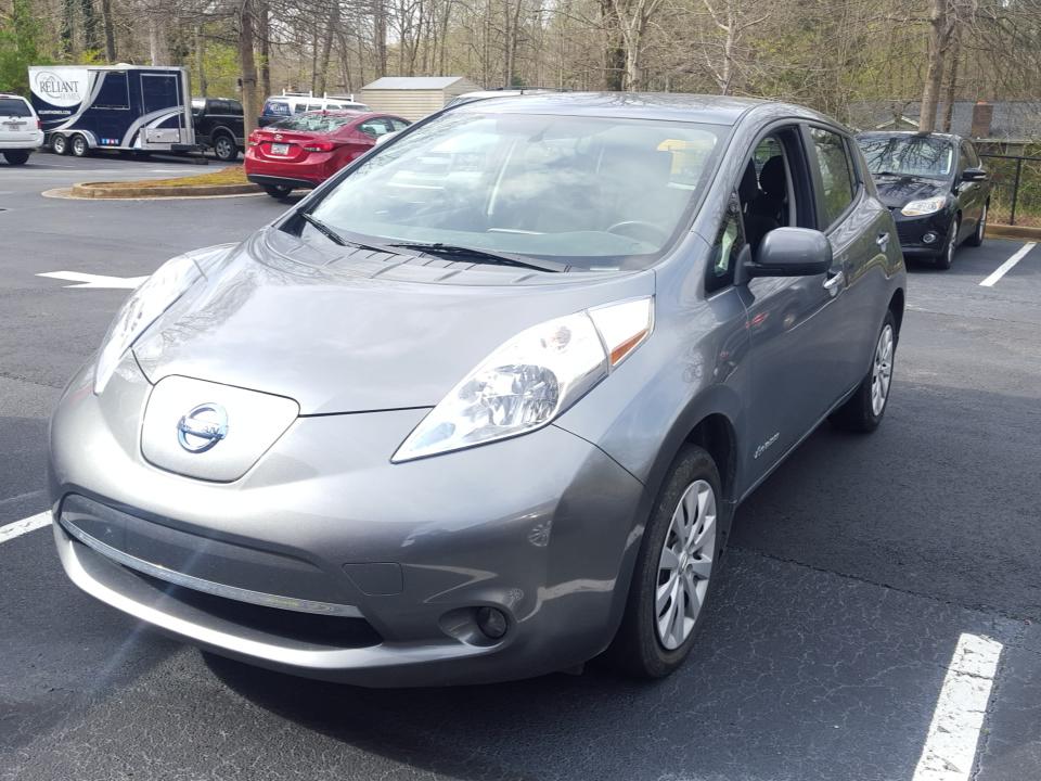 Nissan LEAF S 2015_ 1N4AZ0CP2FC310568