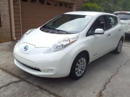 Nissan LEAF 2015 S+  38 639 Km – Seulement 16 421 $ avec la subvention – VENDU