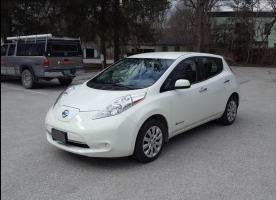 Nissan LEAF 2015 S+ 49 470  Km – Seulement 16 421 $ avec la subvention – VENDU